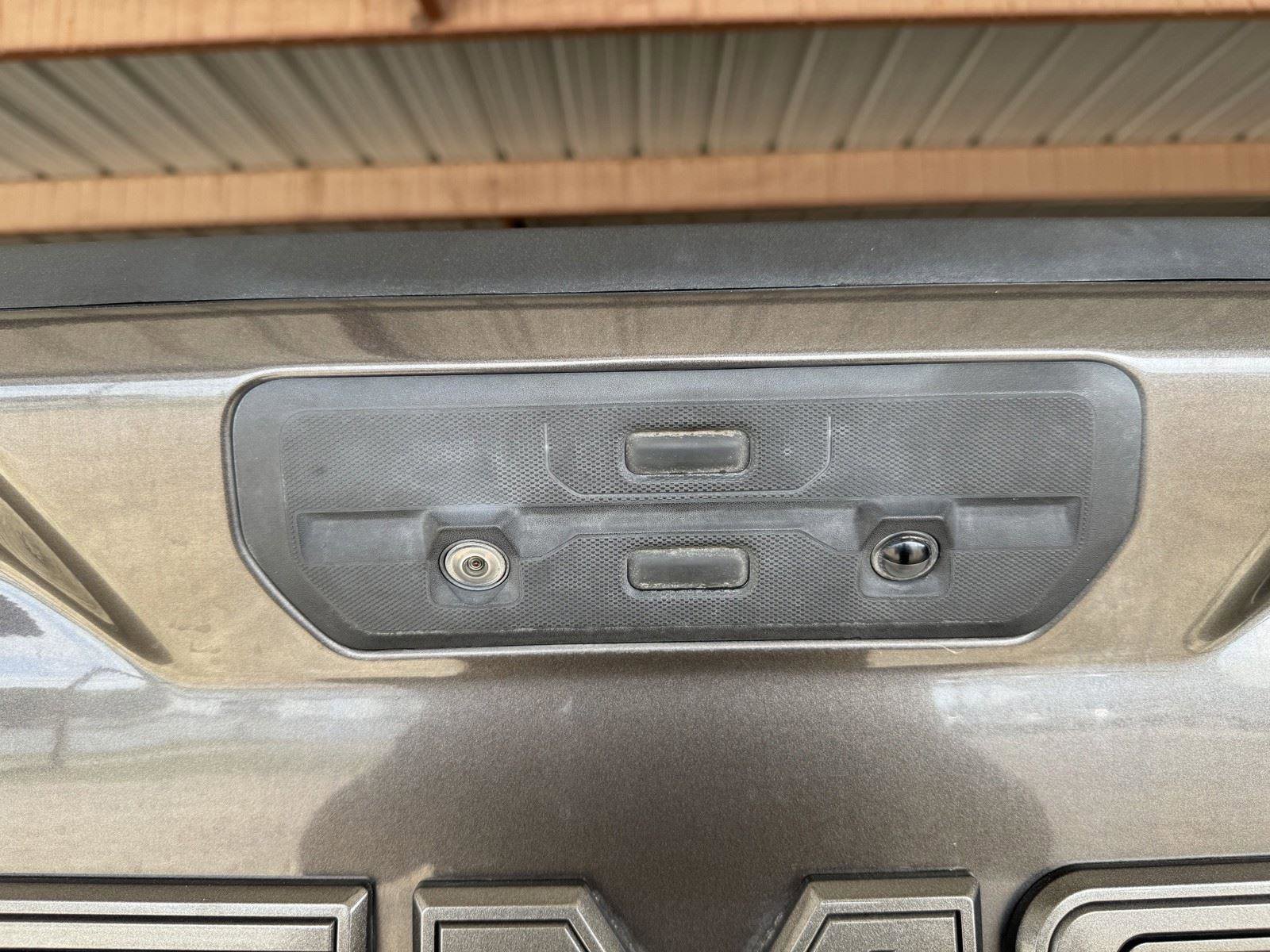 Used 2019 GMC Sierra 1500 SLT AWD/4WD image 30