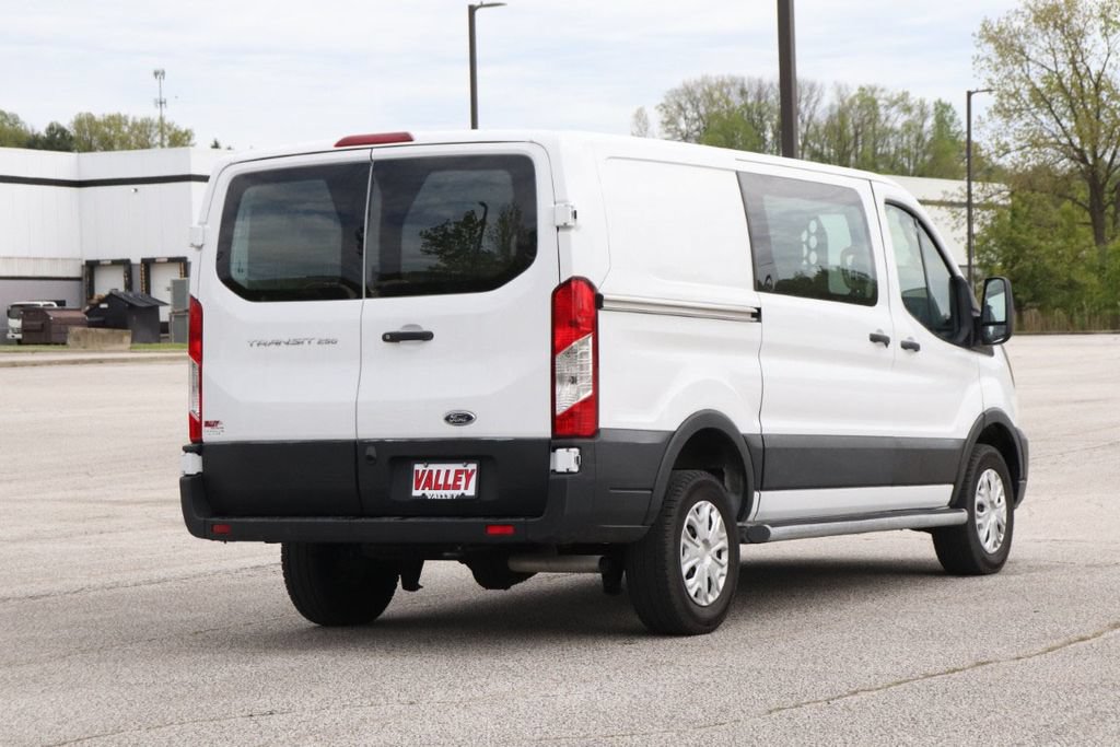 Used 2025 Ford Transit 250 Low Roof w/ Exterior Upgrade Package RWD image 9