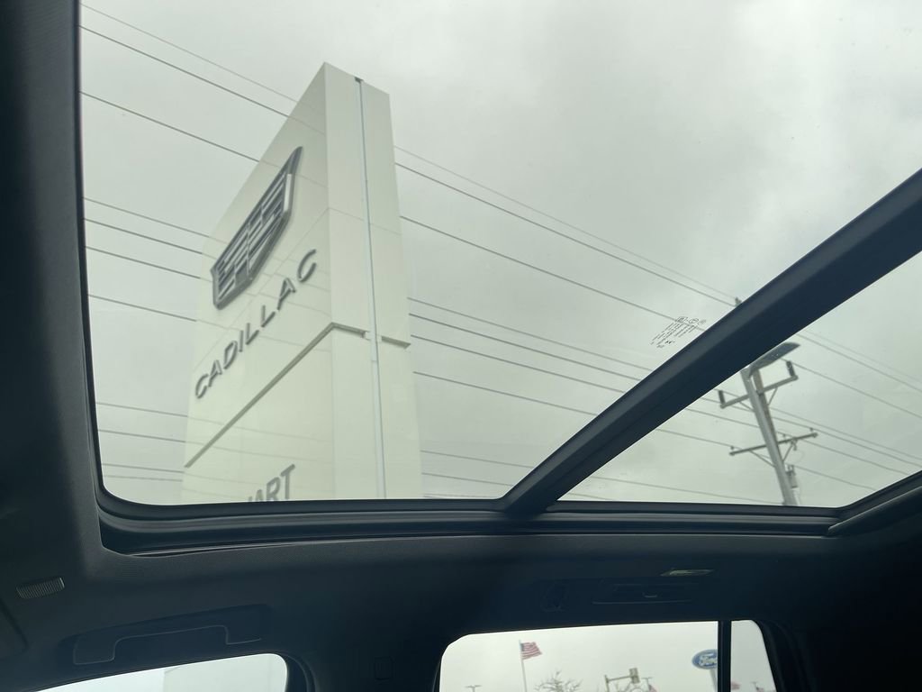 Used 2023 Chevrolet Tahoe Premier w/ Premium Package image 44