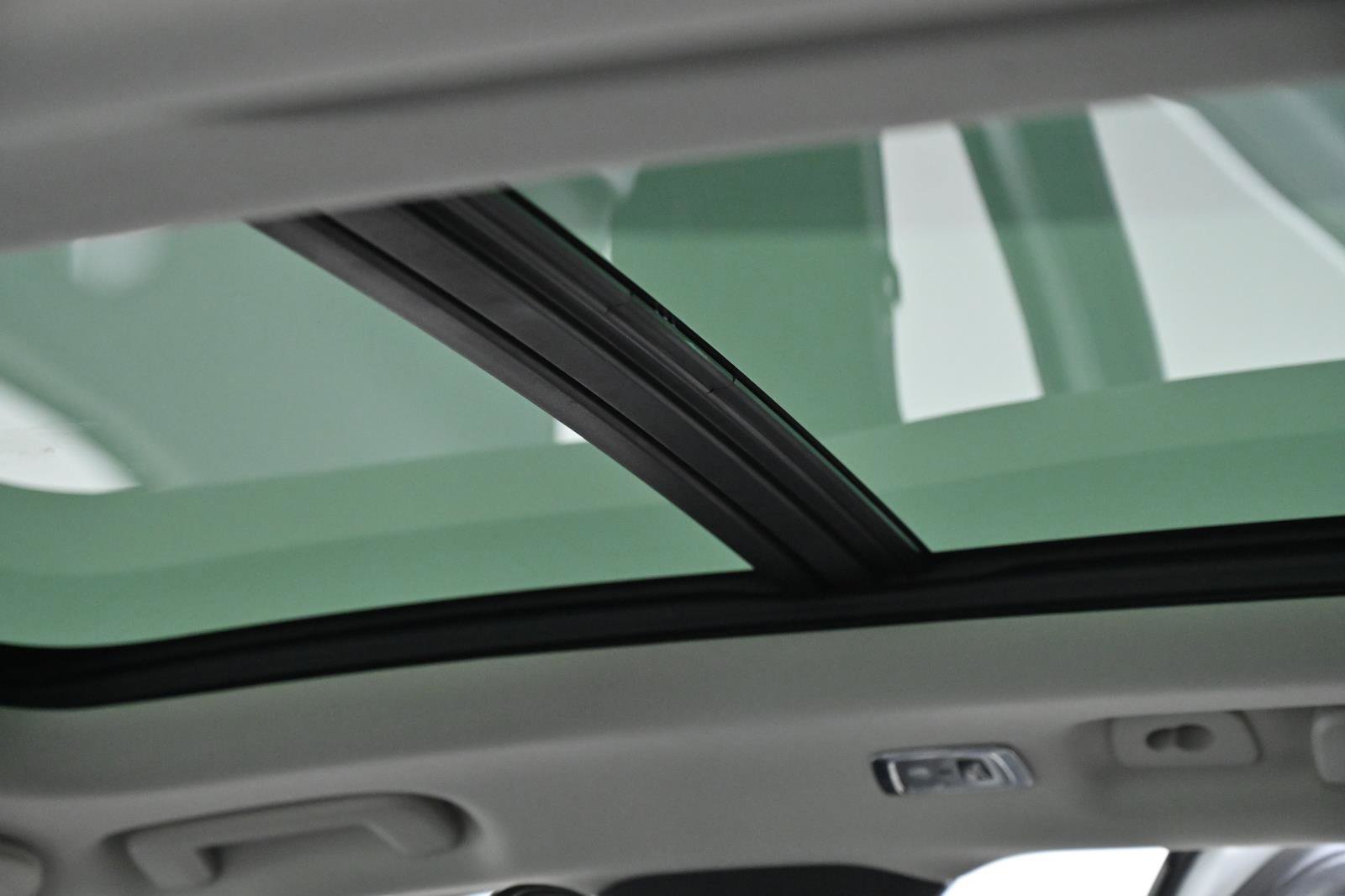 Used 2022 Volvo XC90 T5 Momentum w/ Advanced Package image 30