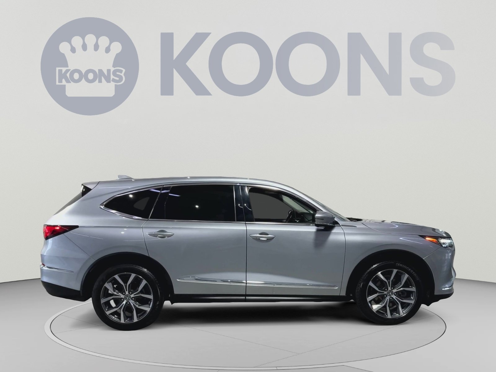 Used 2023 Acura MDX w/ Technology Package AWD/4WD image 12