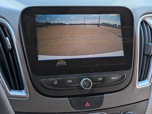 Used 2019 Chevrolet Malibu LT FWD image 15