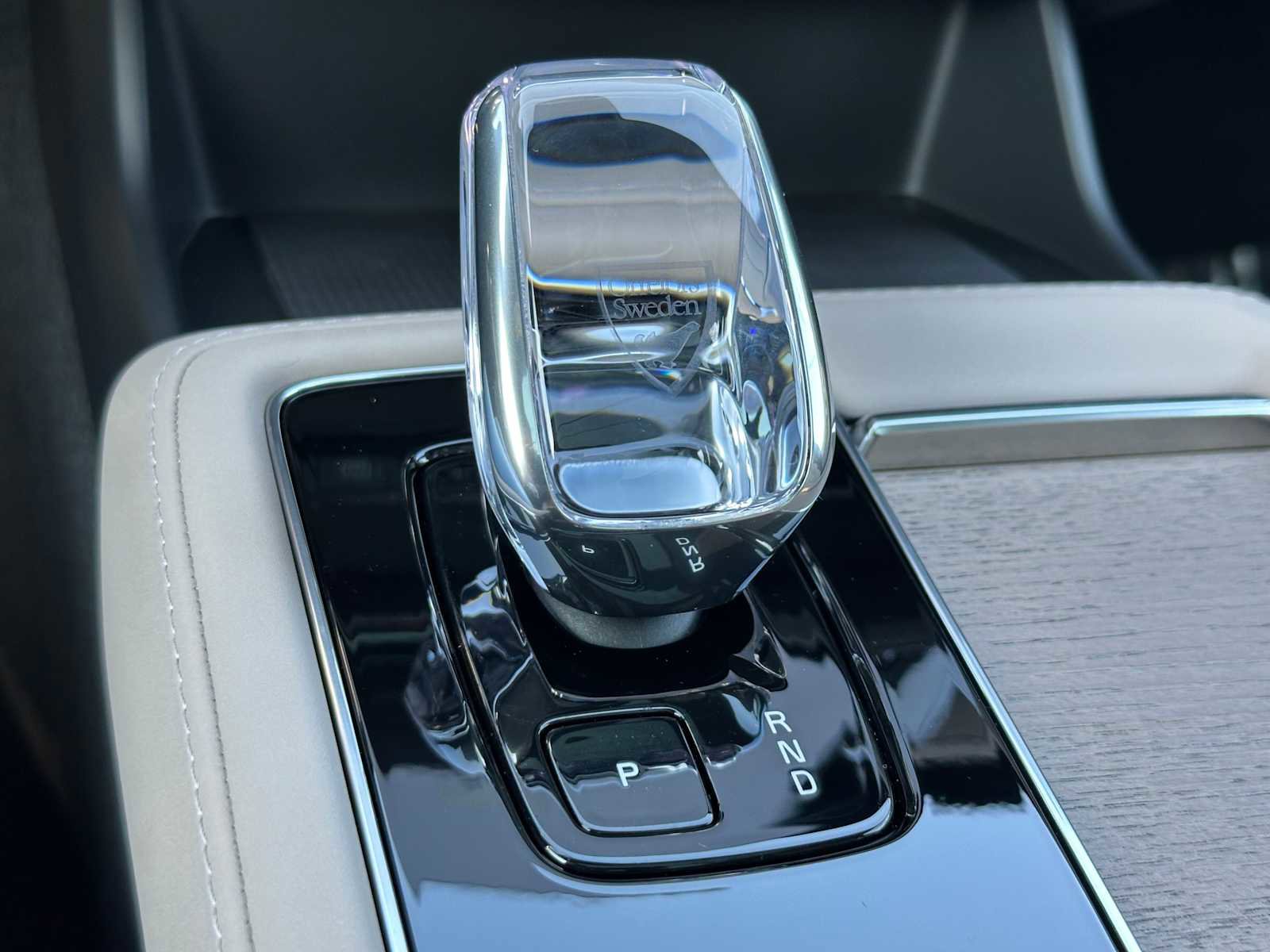 New 2026 Volvo XC90 B6 Plus w/ Protection Package Premier image 36