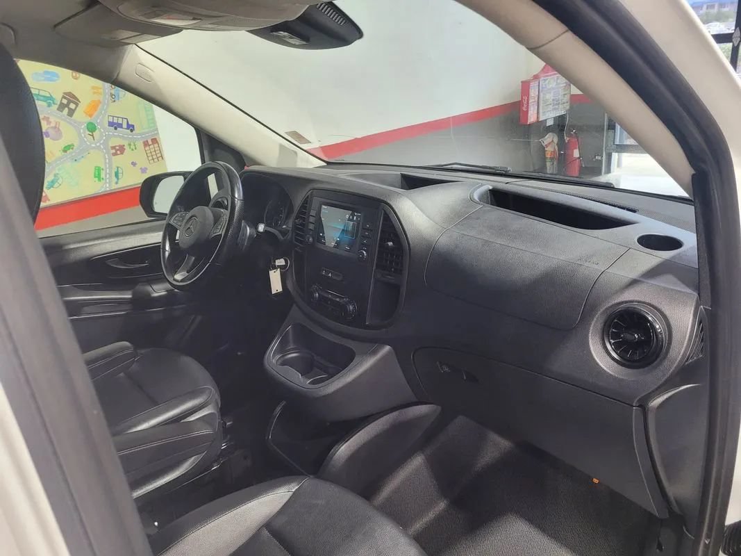 Used 2022 Mercedes-Benz Metris image 28