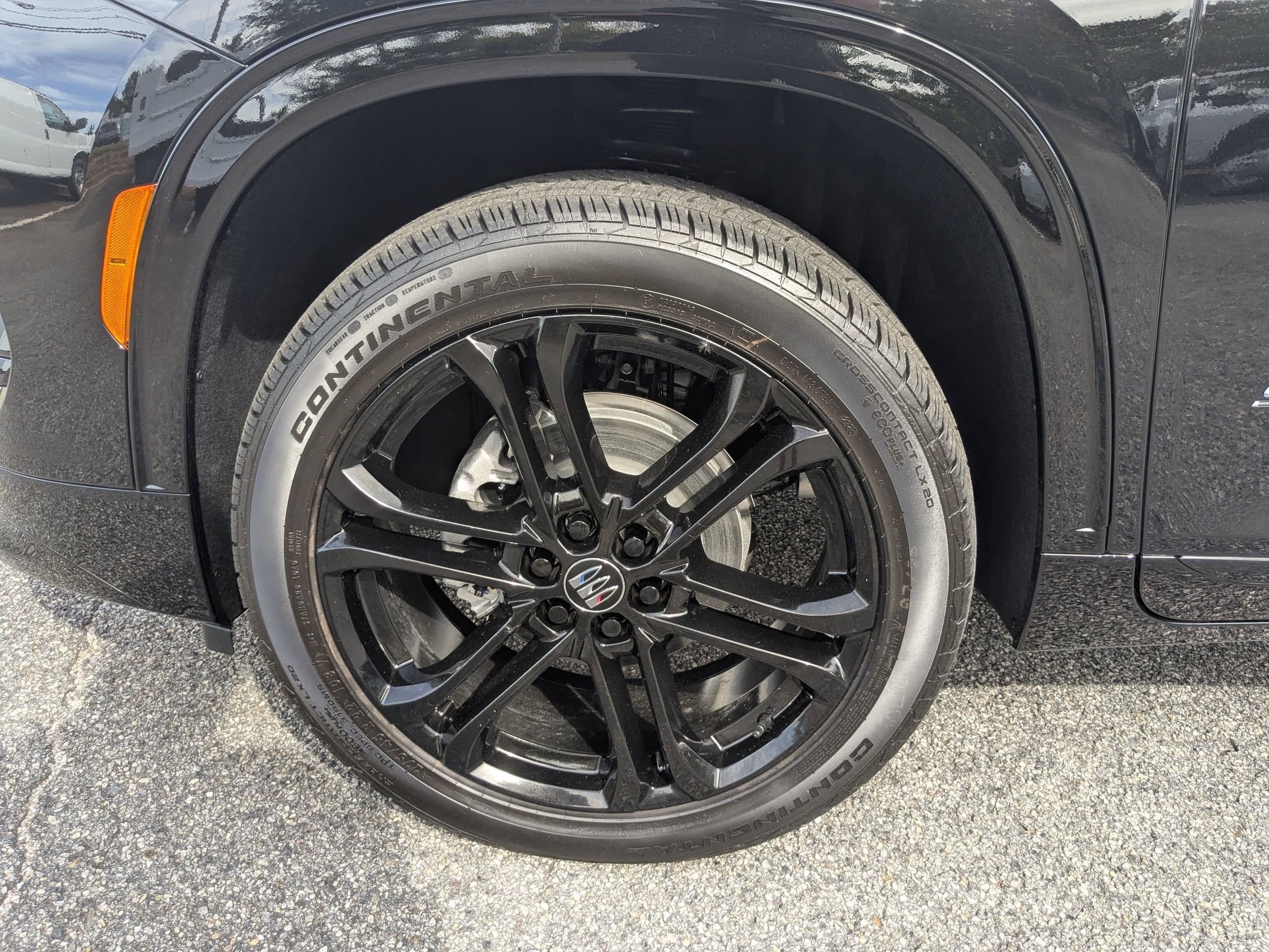 New 2026 Buick Enclave Sport Touring w/ Power Package image 32