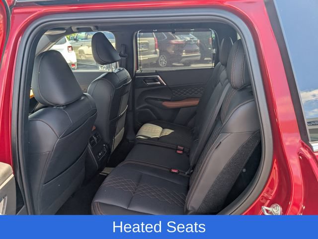 Used 2024 Mitsubishi Outlander SEL AWD/4WD image 10