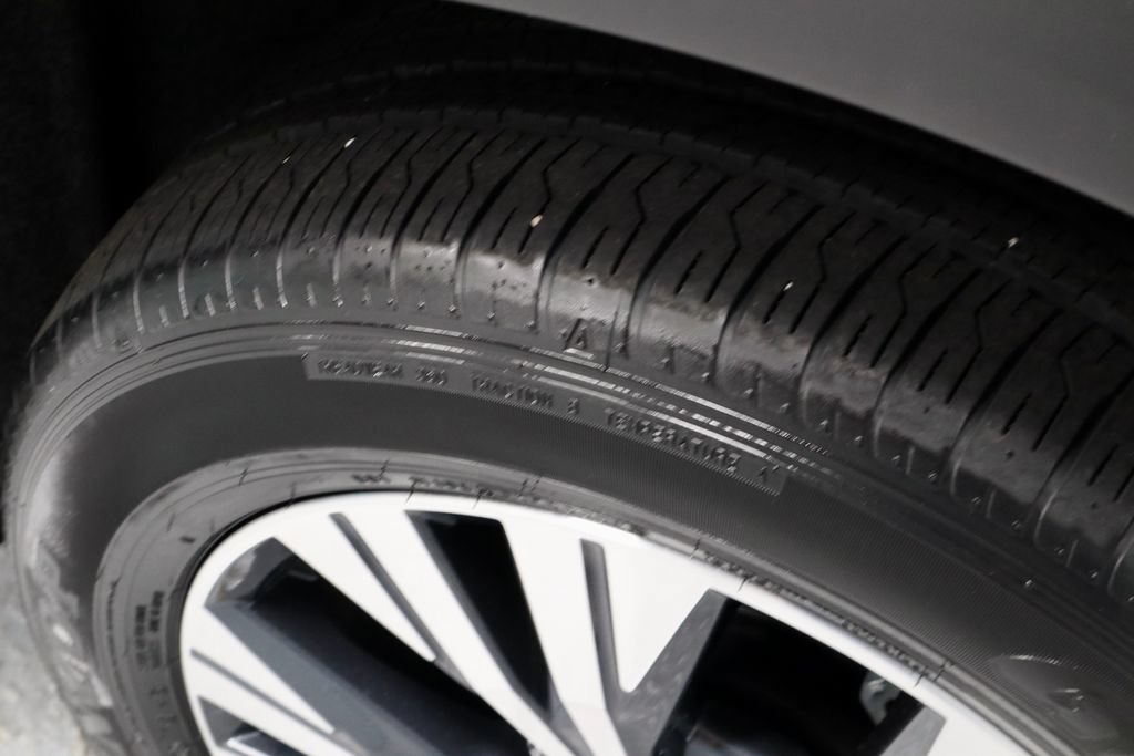 Certified 2023 Nissan Rogue SV AWD/4WD image 19