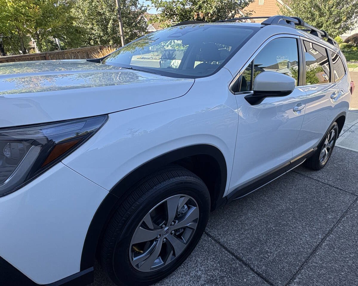 Used 2024 Subaru Ascent Premium w/ Convenience Package AWD/4WD image 5