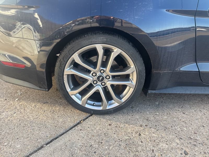 Used 2021 Ford Mustang GT Premium w/ Ford Safe & Smart Package image 7