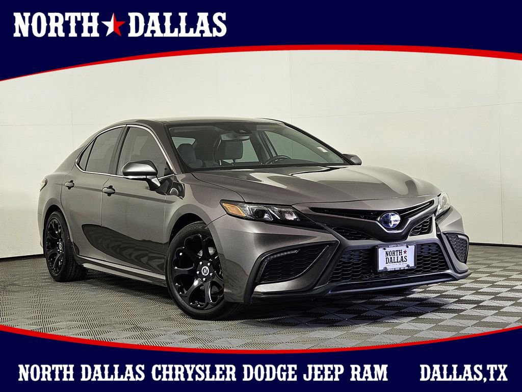Used 2024 Toyota Camry SE
