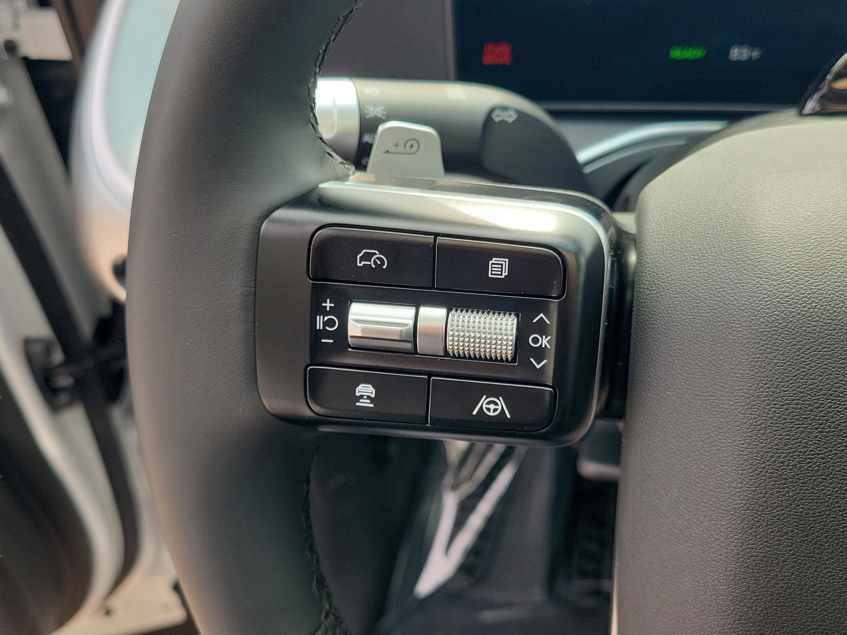 New 2026 Hyundai Ioniq 9 SEL image 16