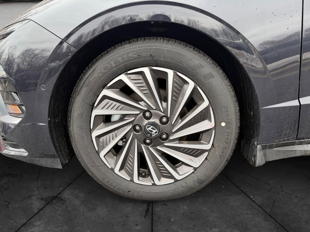 New 2026 Hyundai Sonata Limited FWD image 14