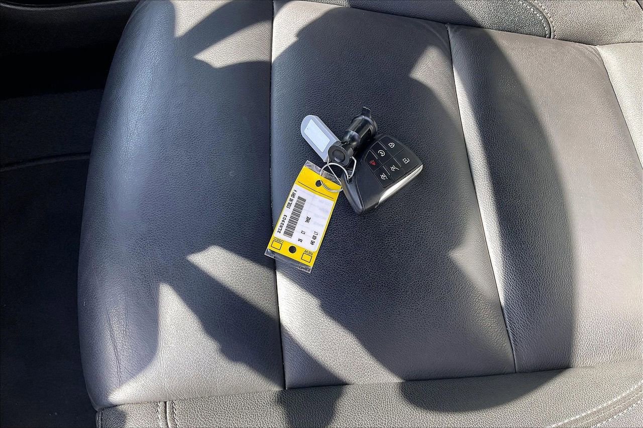 Used 2025 Chevrolet Tahoe LT image 34