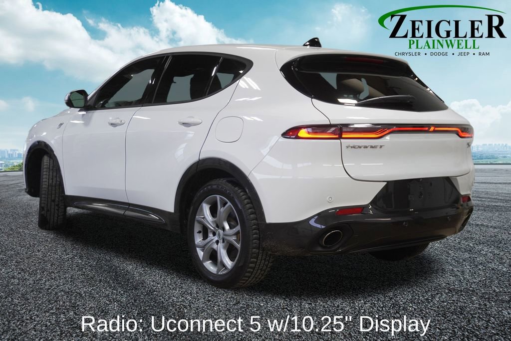 Used 2024 Dodge Hornet R/T image 2