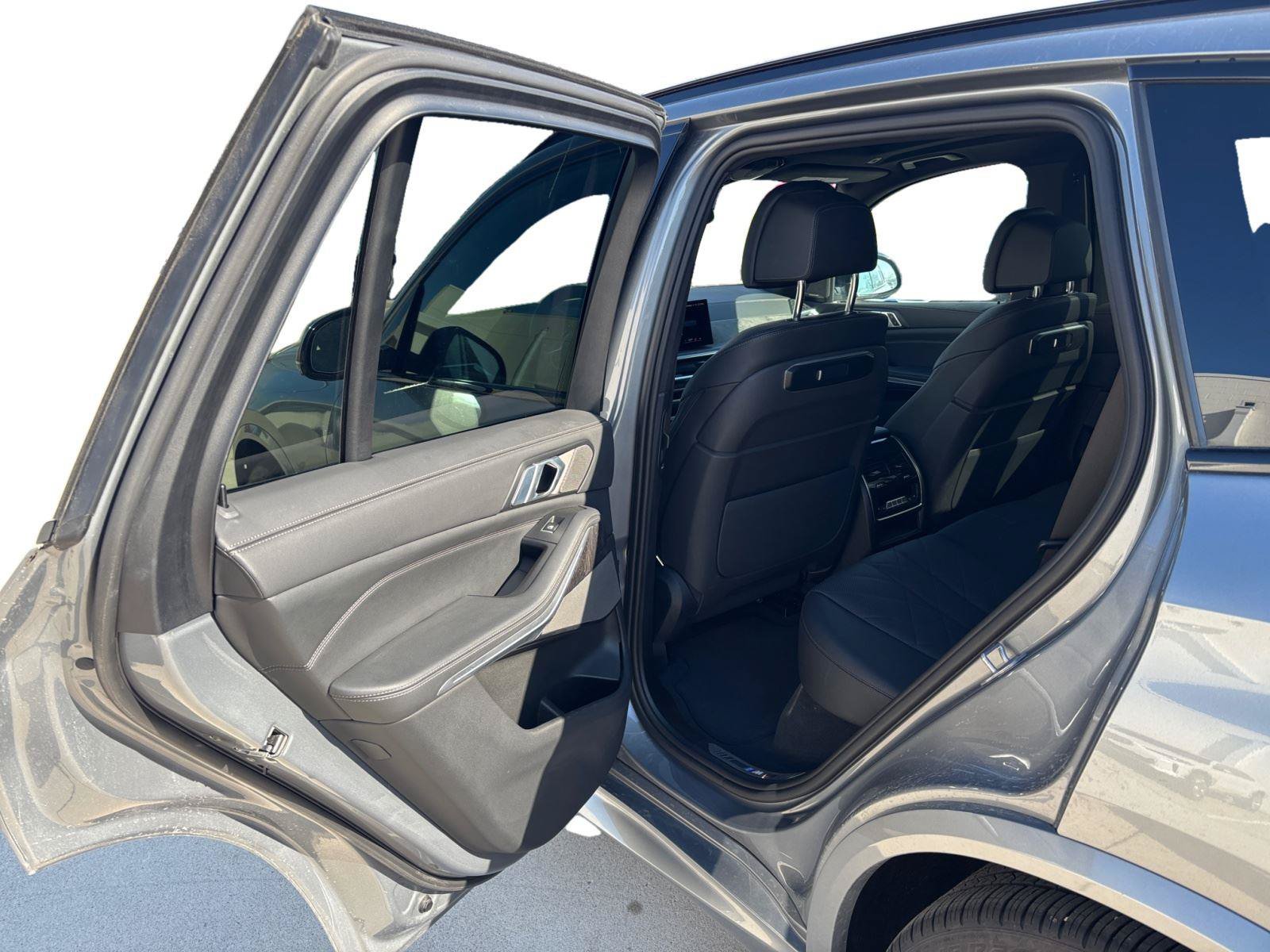 Used 2025 BMW X5 xDrive40i AWD/4WD image 22
