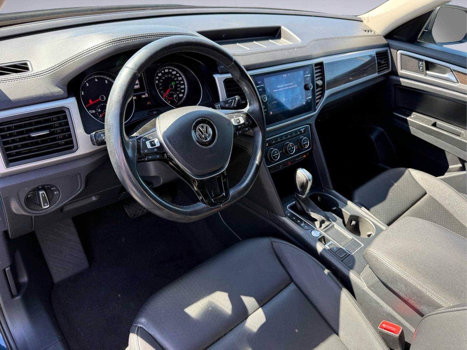 Used 2019 Volkswagen Atlas SE FWD image 14