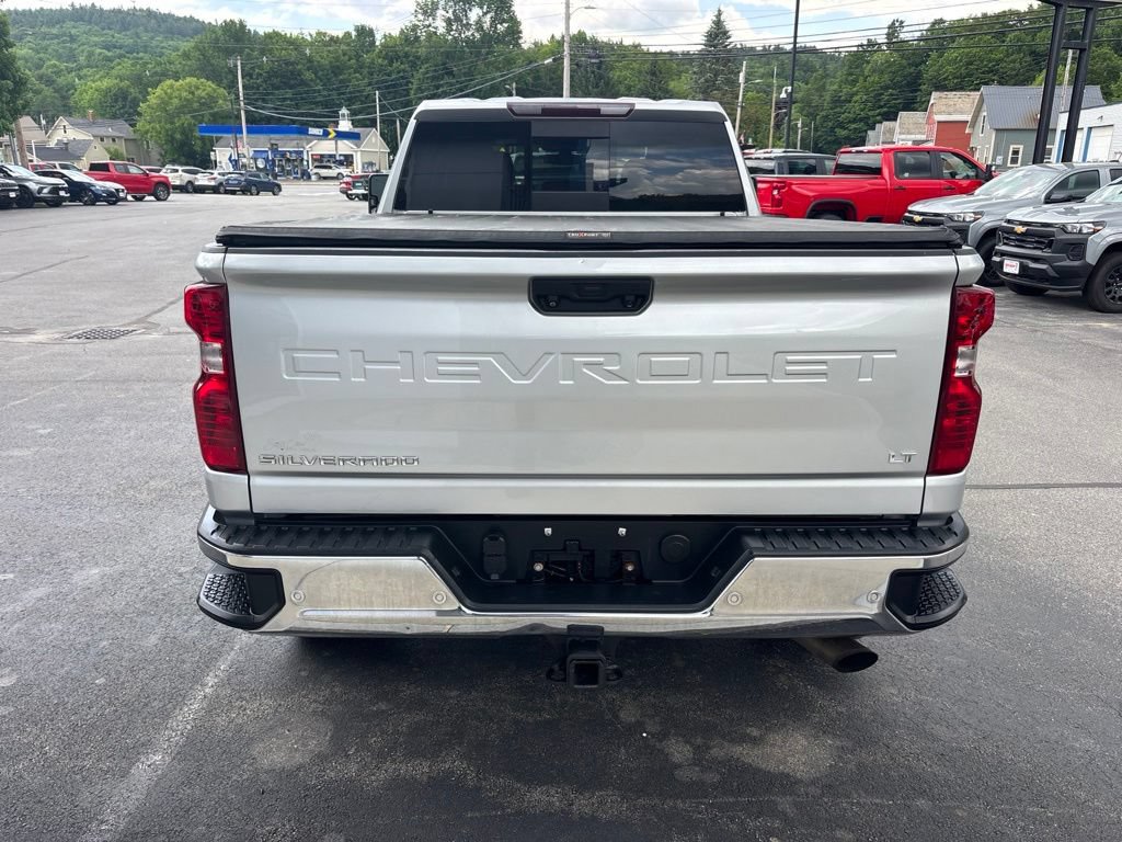 Used 2020 Chevrolet Silverado 3500 LT w/ All Star Edition AWD/4WD image 4