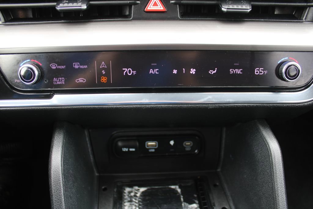 Used 2023 Kia Sportage EX image 37