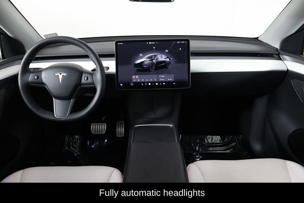 Used 2023 Tesla Model Y Performance AWD/4WD image 11