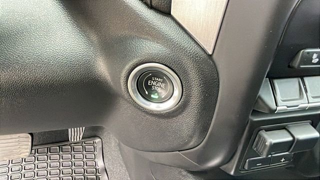 Used 2021 GMC Sierra 2500 SLT w/ SLT Convenience Package image 22