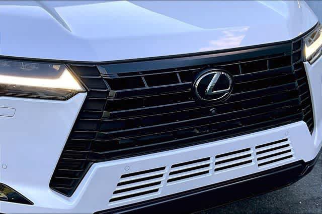 Used 2024 Lexus GX 550 w/ Cold Area Package AWD/4WD image 34