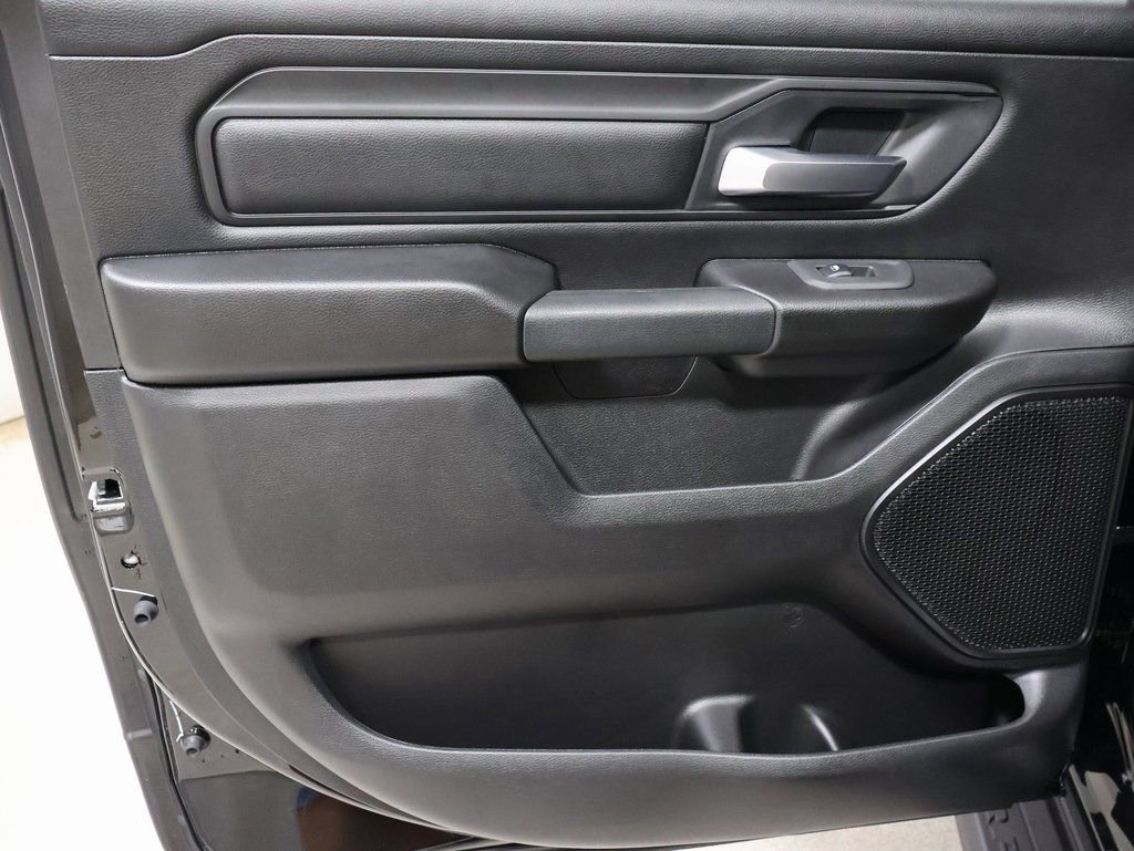 New 2026 RAM 1500 Classic Warlock image 12