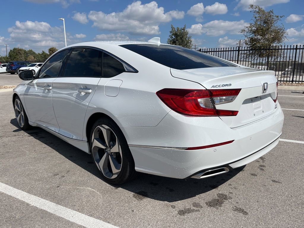 Used 2020 Honda Accord Touring image 6