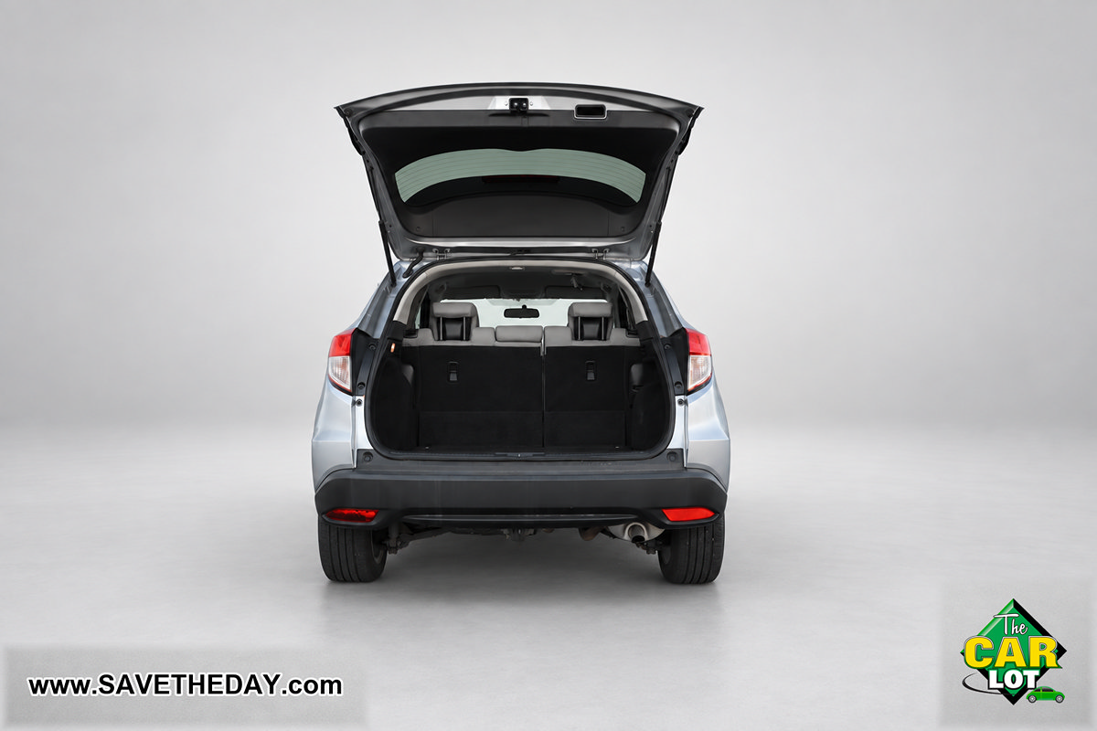 Used 2020 Honda HR-V LX image 12