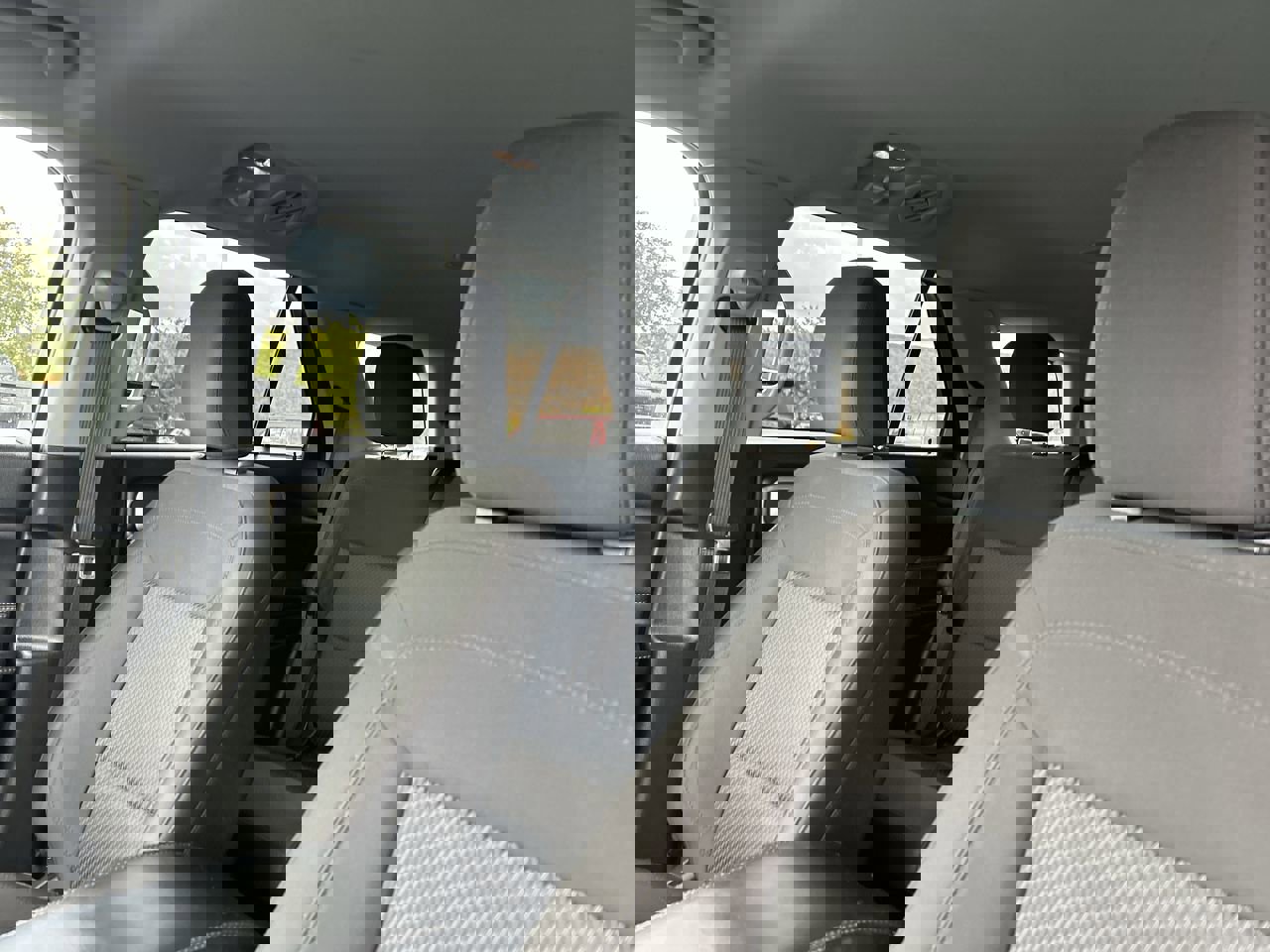 Used 2023 Ford Explorer XLT image 22