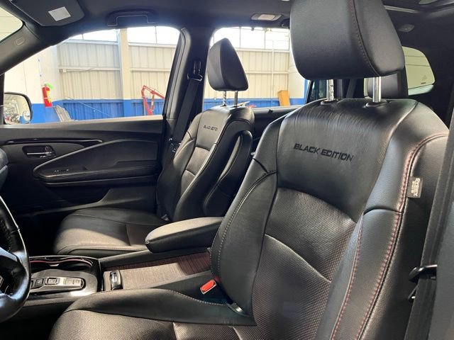 Used 2020 Honda Pilot Black Edition image 23