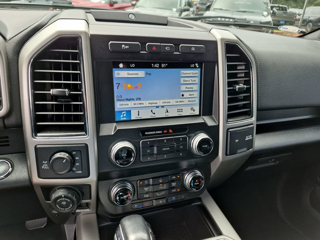 Used 2019 Ford F150 Lariat w/ Equipment Group 502A Luxury AWD/4WD image 31