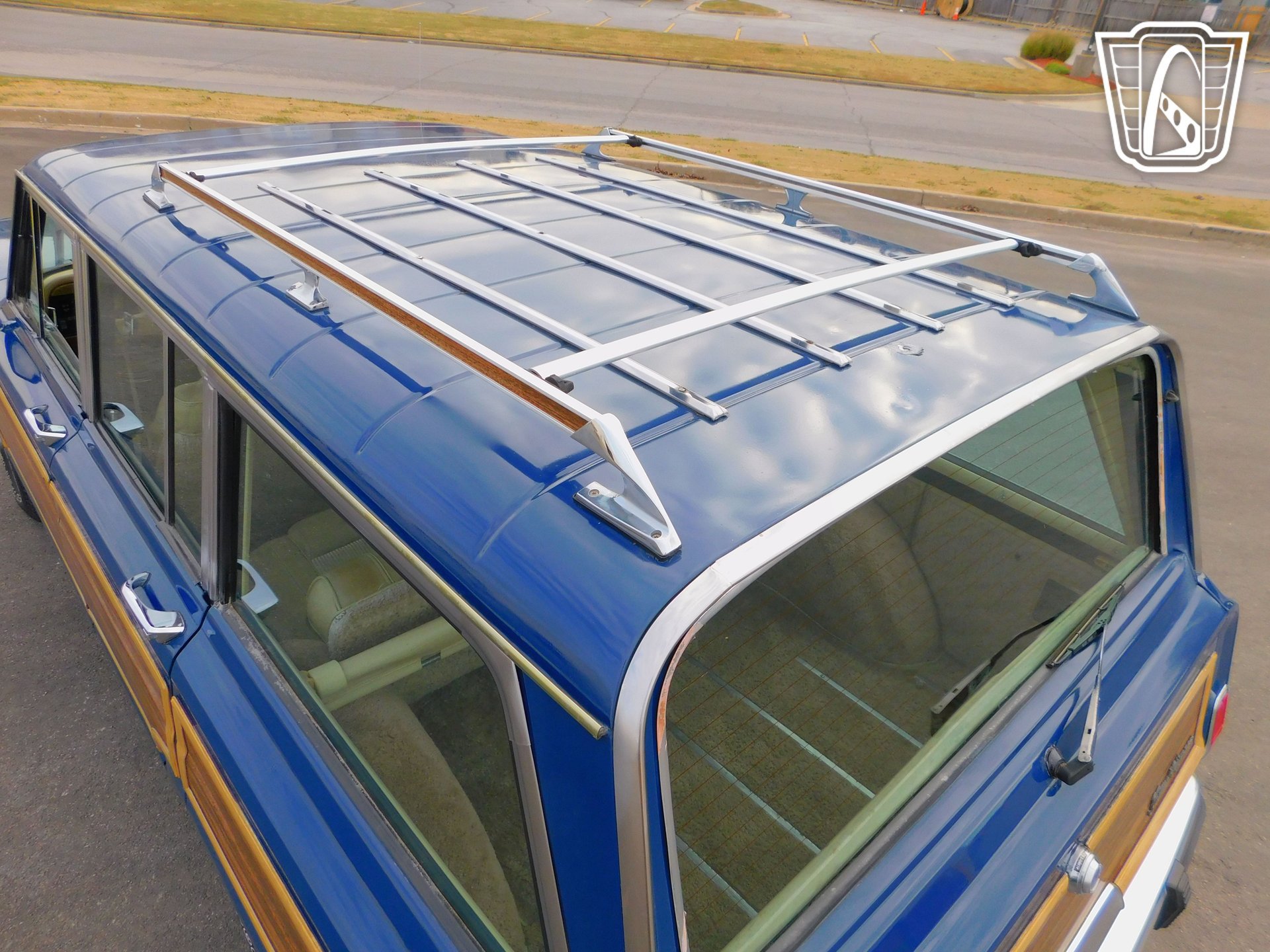 Used 1989 Jeep Grand Wagoneer AWD/4WD image 7