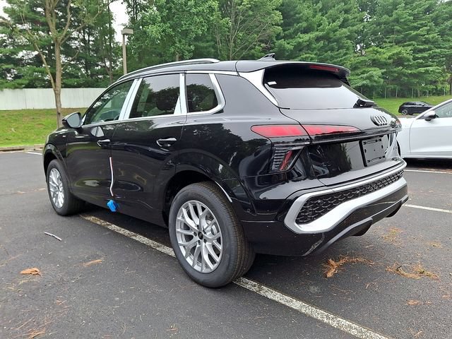 New 2026 Audi Q3 quattro 2.0T AWD/4WD image 3