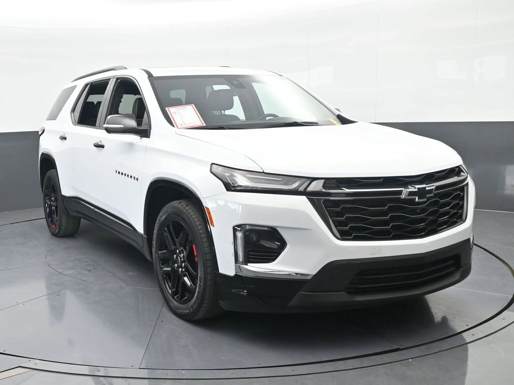 Used 2023 Chevrolet Traverse Premier w/ Redline Edition image 9