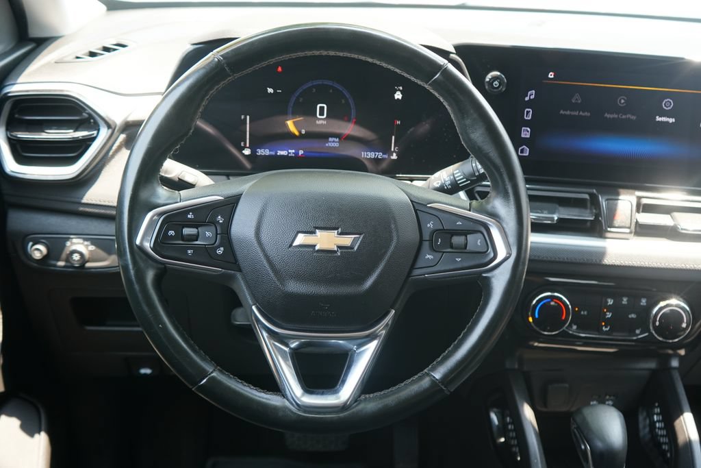 Used 2024 Chevrolet TrailBlazer LT w/ LT Cold Weather Package AWD/4WD image 13