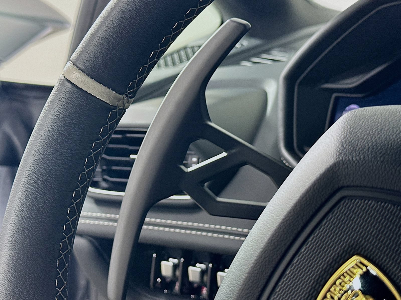 Used 2024 Lamborghini Huracan Tecnica RWD image 20