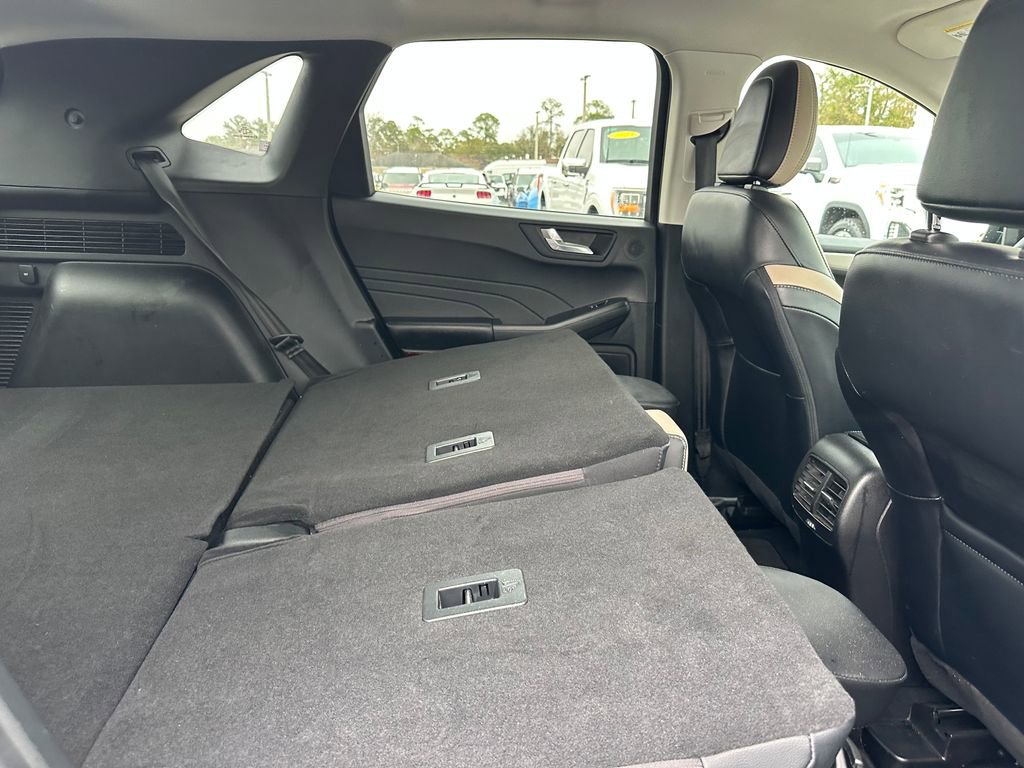 Used 2021 Ford Escape SEL w/ Technology Package image 47