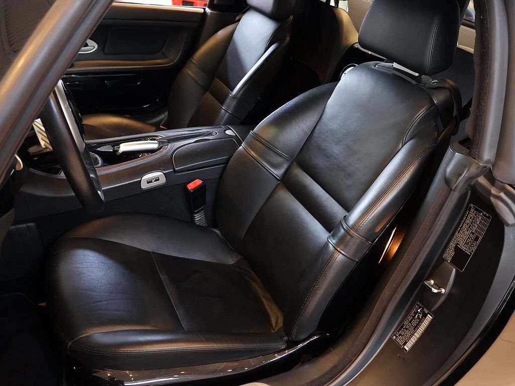 Used 2001 BMW Z8 RWD image 5