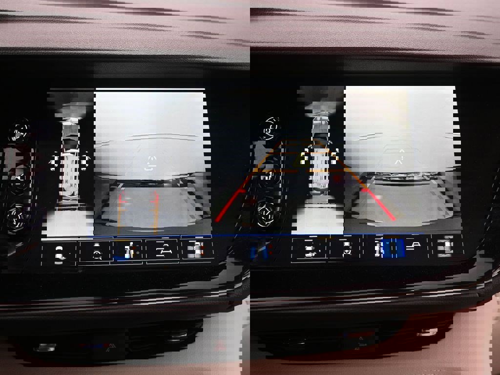 Used 2023 Buick Envision Avenir AWD/4WD image 24