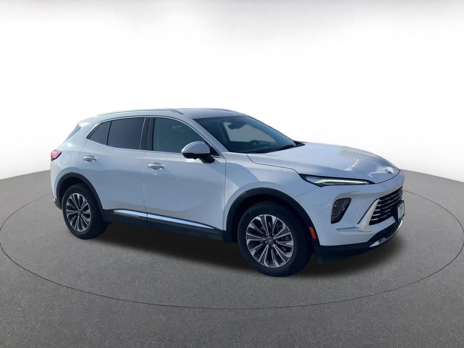 Used 2024 Buick Envision Preferred image 2