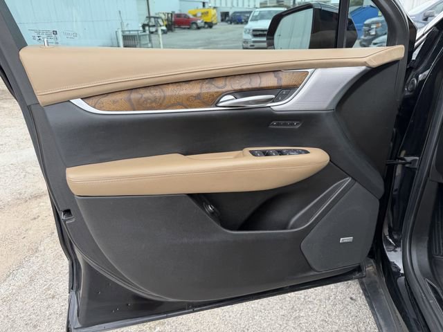 Used 2022 Cadillac XT5 Sportv w/ Platinum Package image 9