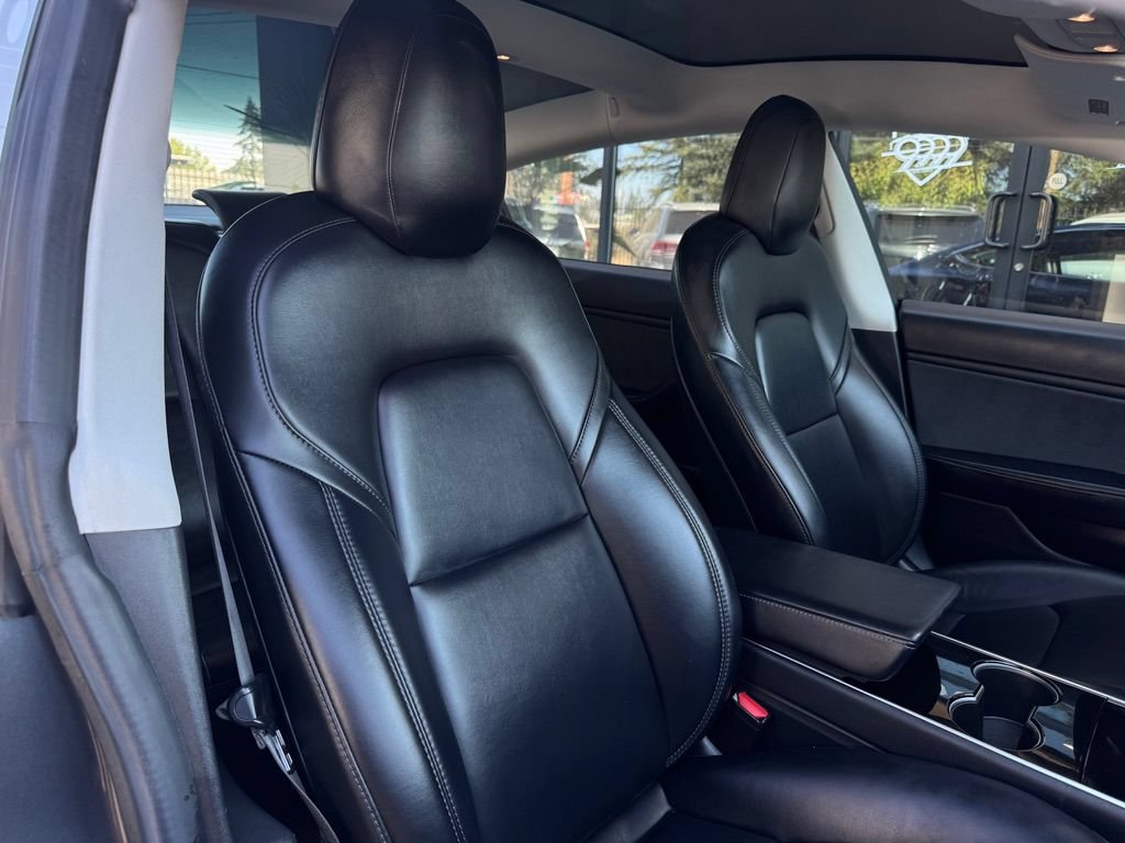 Used 2018 Tesla Model 3 Long Range RWD image 20
