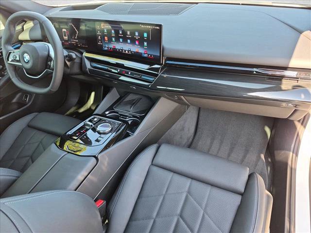 Certified 2024 BMW 530i w/ Premium Package RWD image 23
