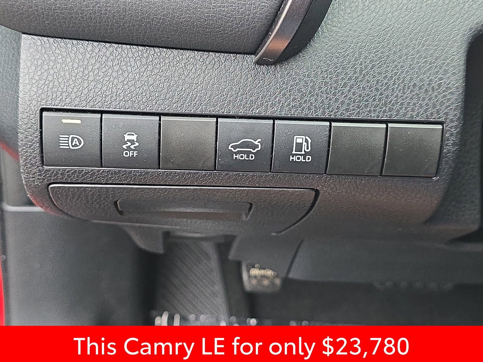 Used 2024 Toyota Camry LE image 33