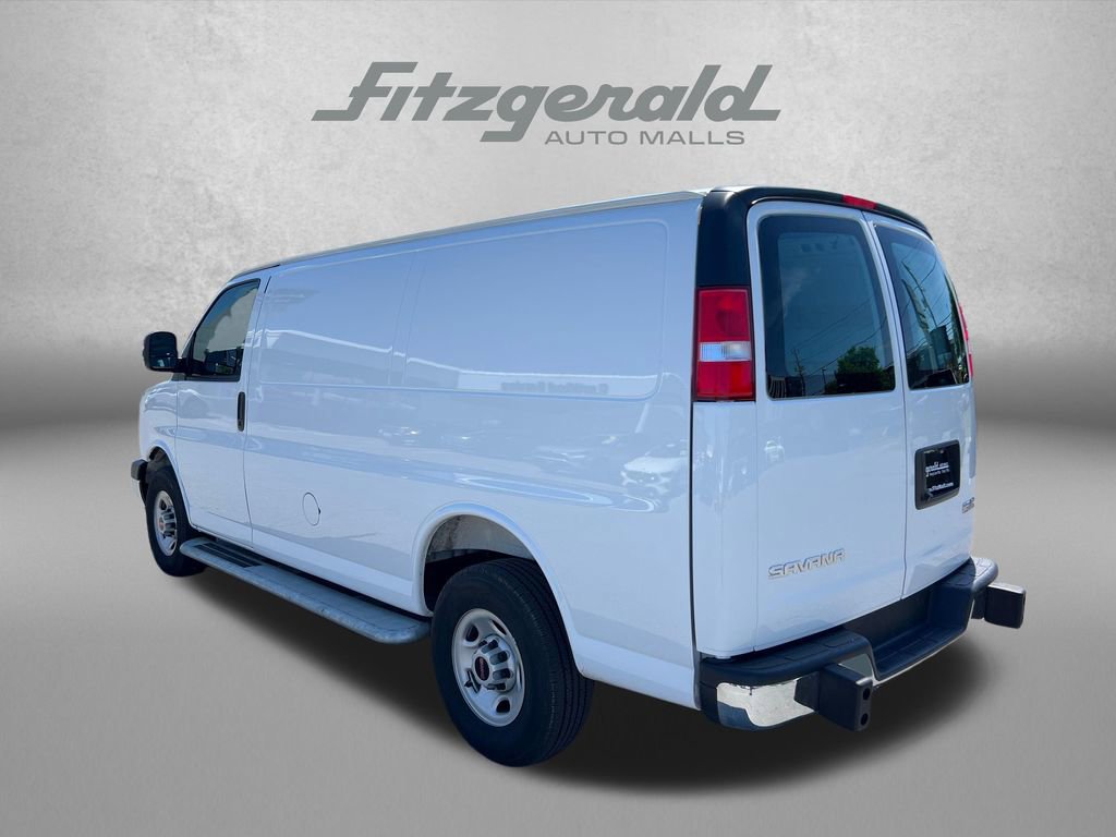 Used 2025 GMC Savana 2500 w/ Driver Convenience Package RWD image 8