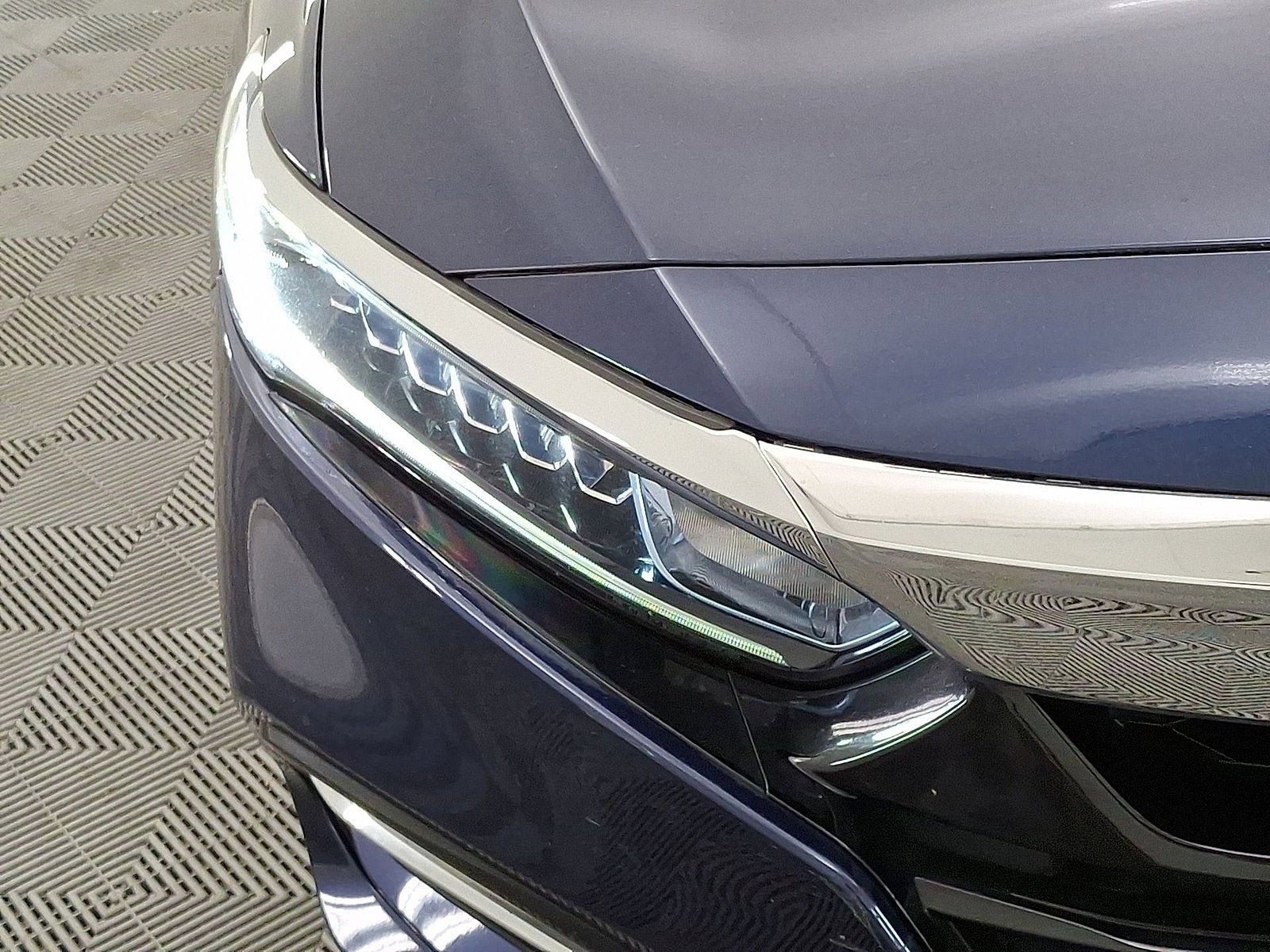 Used 2020 Honda Accord EX image 28