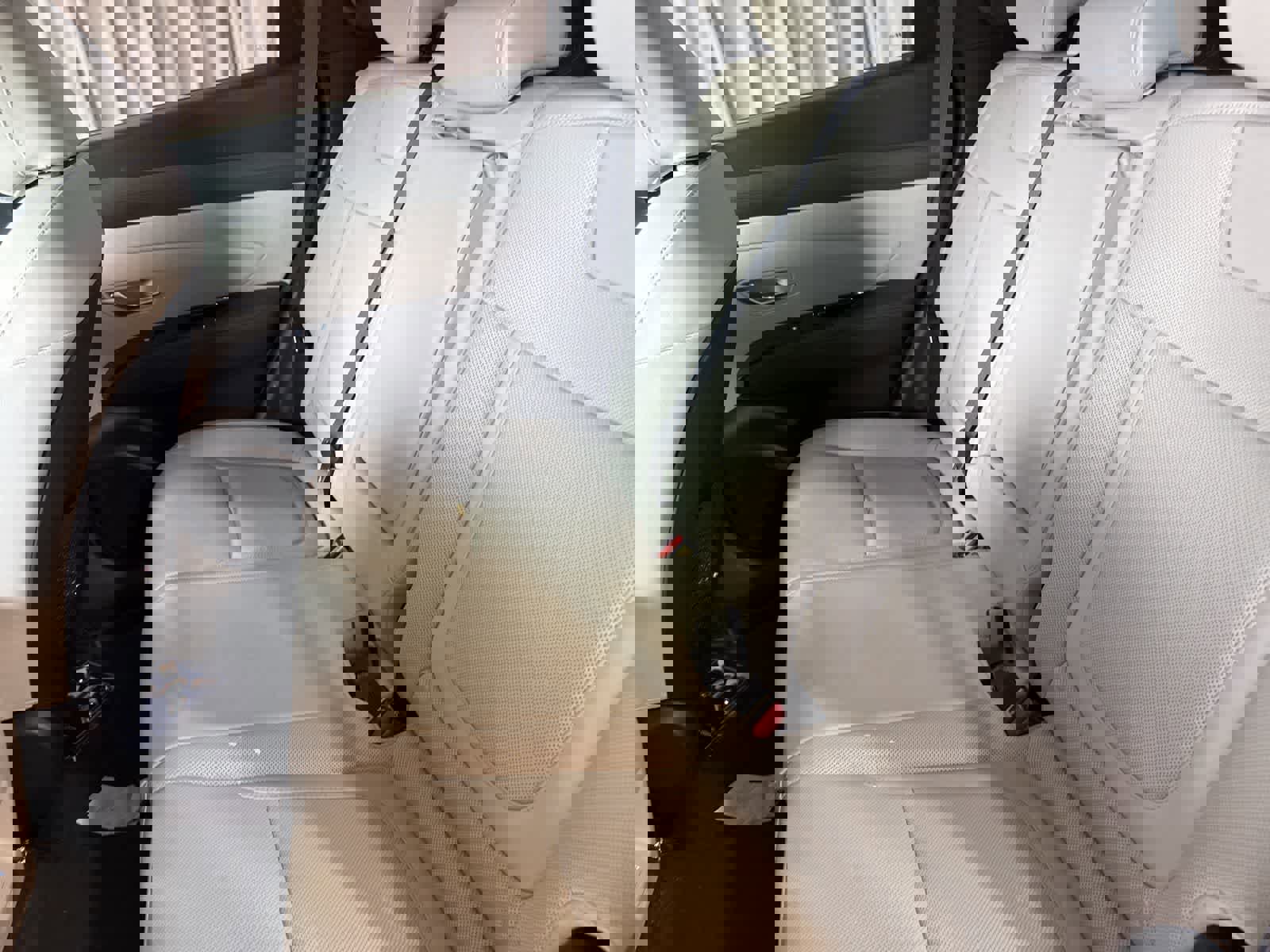 Used 2025 Hyundai Tucson Limited image 16