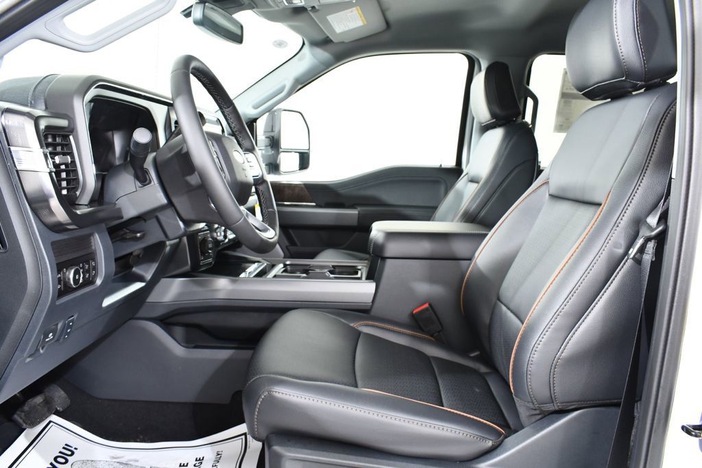 New 2026 Ford F350 Lariat w/ Black Appearance Package image 6