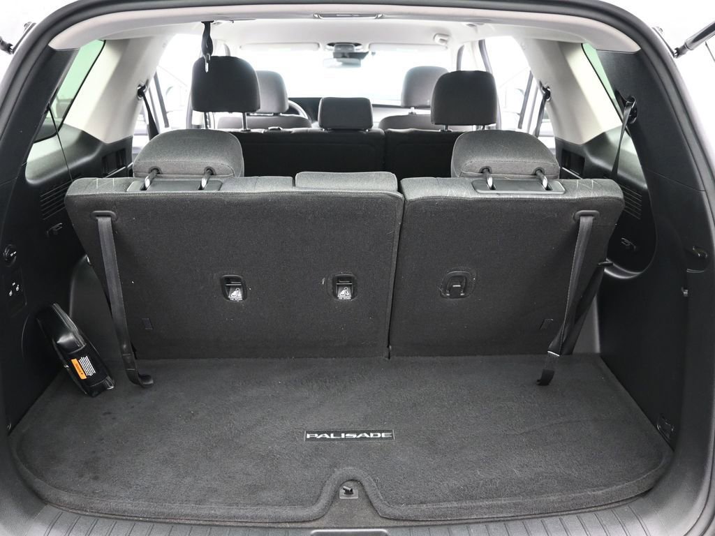 Used 2021 Hyundai Palisade SE image 28