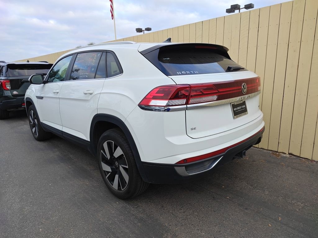Used 2024 Volkswagen Atlas Cross Sport SE image 20